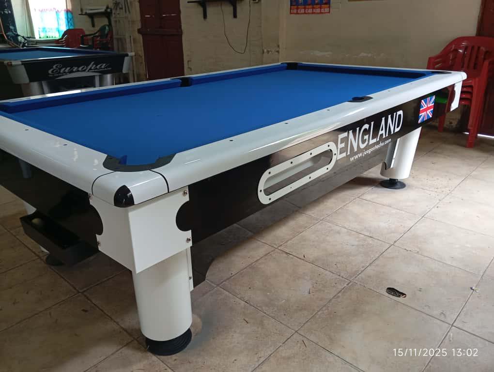 Acabado personalizado 13 - Mesa de Billar England Juegos Tacho